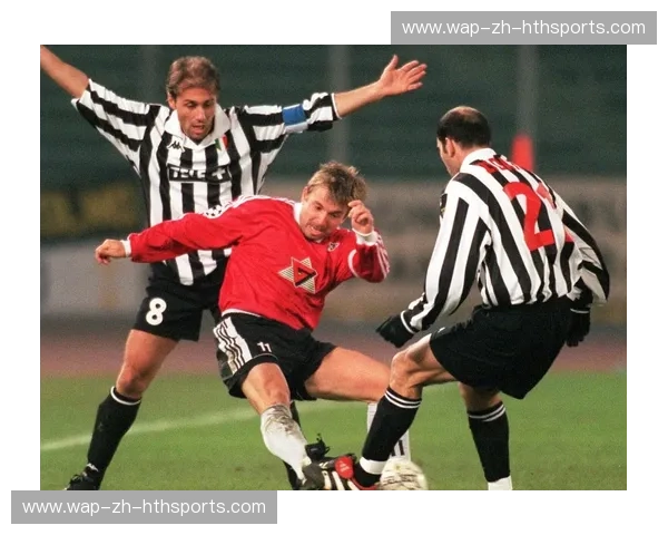 巅峰对决,谁主沉浮?巴萨与尤文的史诗级碰撞 巅峰对决,谁主沉浮?巴萨与尤文的史诗级碰撞